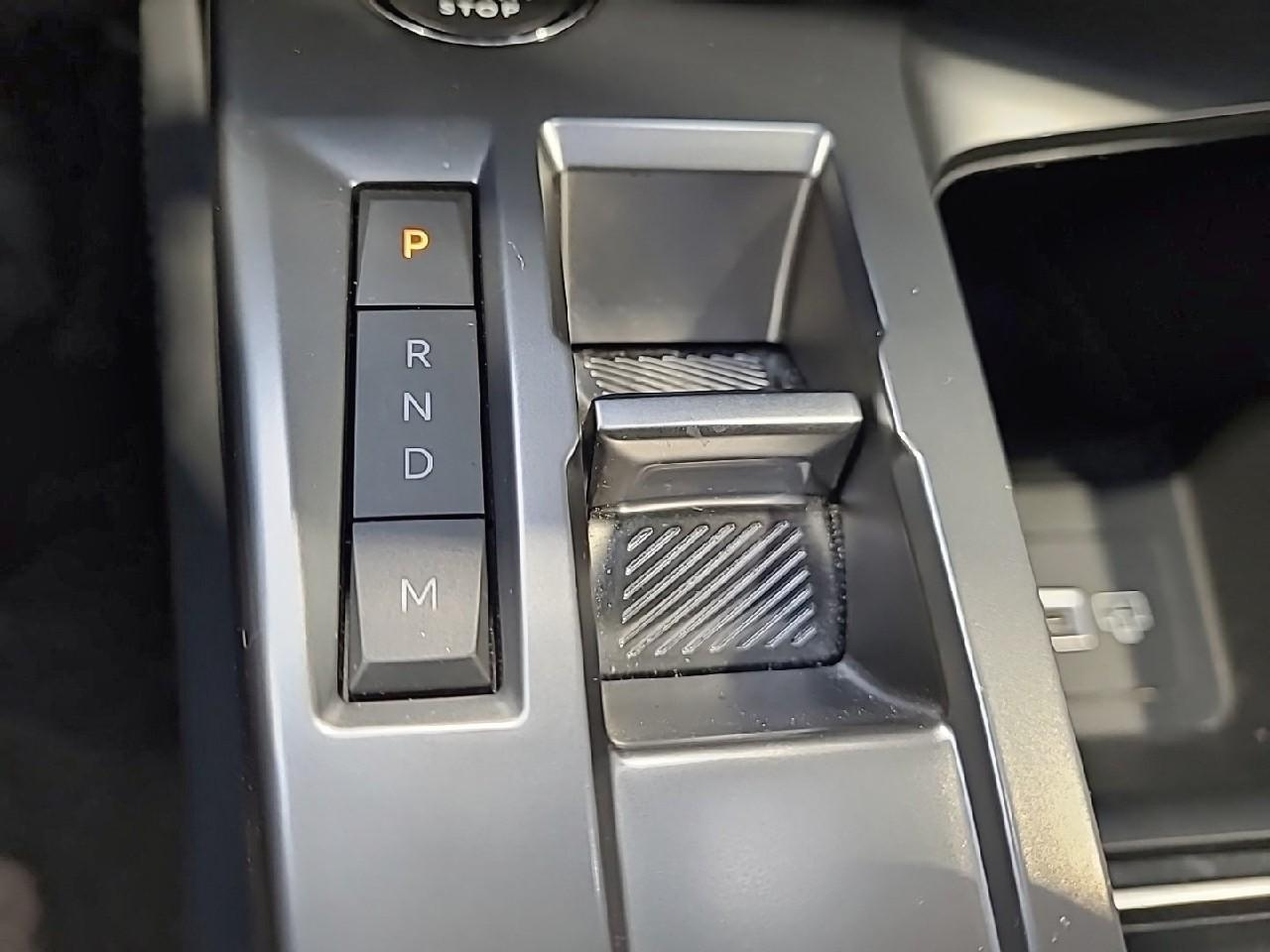 Peugeot 308 puretech 130ch s&s eat8 allure pack — photo 20