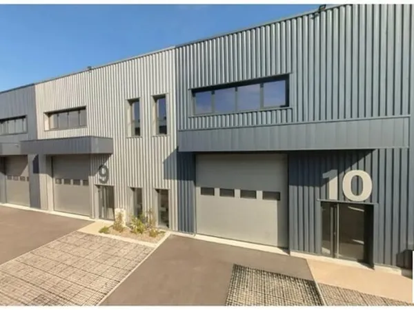 Local d'activité 327 m²