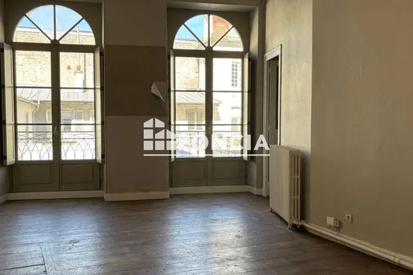 Appartement 3 pièces 92 m²