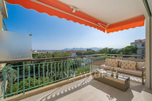 Appartement 3 pièces 98 m²