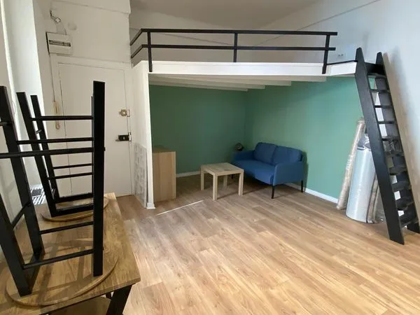 Location meublée studio Nice, port