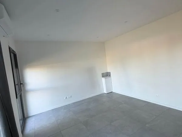 Location bureau/salle Chavagné LA CRECHE