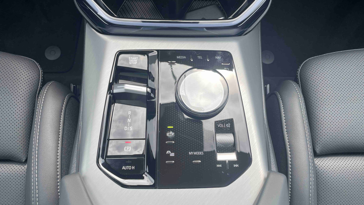 BMW X3 30e xDrive 299 ch BVA8 — photo 24