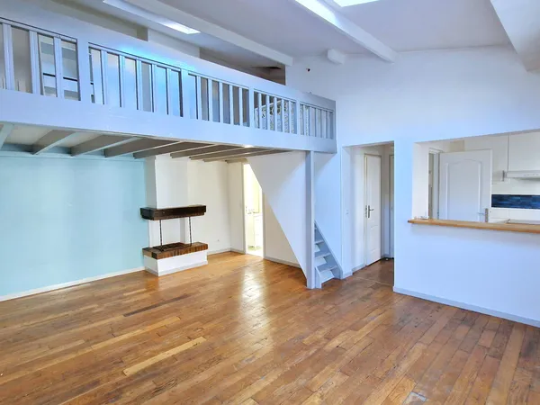 Charmant duplex dans caché dans une cité artisanale du 14ème arrondissement !