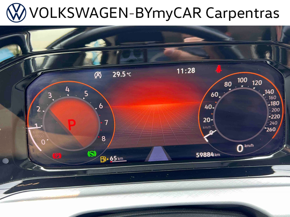 Volkswagen Golf 1.0 eTSI OPF 110 DSG7 — photo 12
