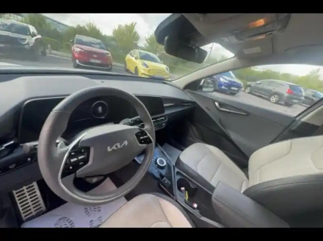 Kia Niro ev 204ch premium — photo 9