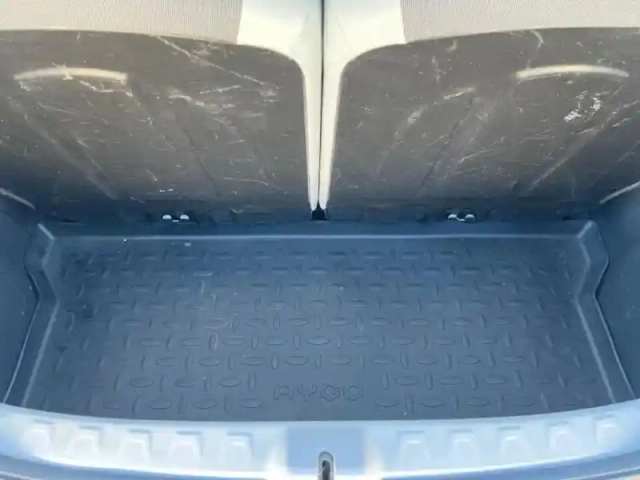 Toyota Aygo 1.0 vvt-i 69ch x-play 5p — photo 12