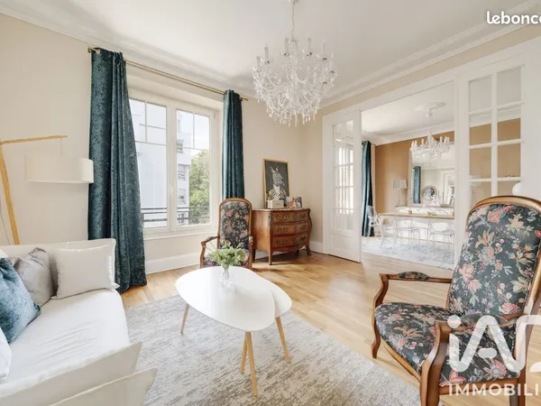 Appartement 10 pièces 181 m²