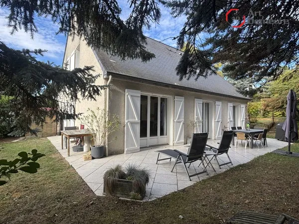 Maison de luxe 6 pièces 152 m²