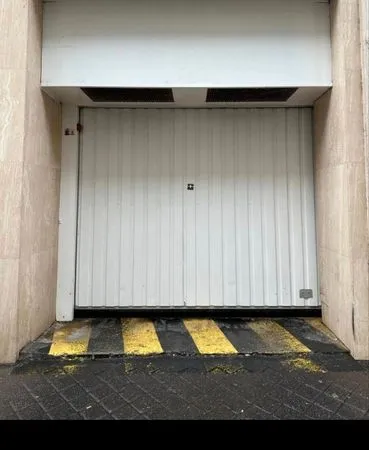 Parking rue Félicien david
