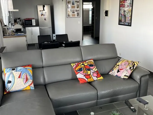 Appartement - 2 pièces - 58 m² - Etage 5/7