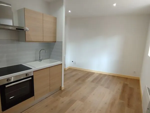 Appartement 2 pièces 39 m² calme et confortable FAUBOURG CLERMONT - ROANNE