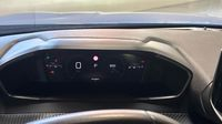 Peugeot 2008 1.2 PureTech 130ch S&S Allure EAT8 — photo 9