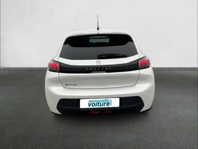 Peugeot 208 electrique 50 kwh 136ch — photo 5