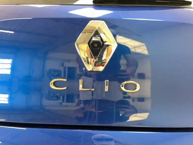 Renault Clio tce 90 - 21n — photo 25