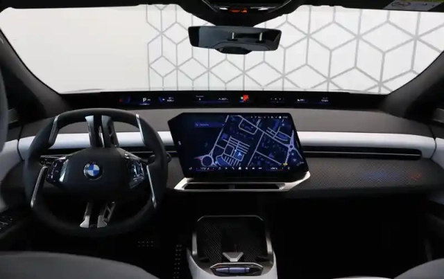 Bmw X3 i 50 xdrive — photo 16