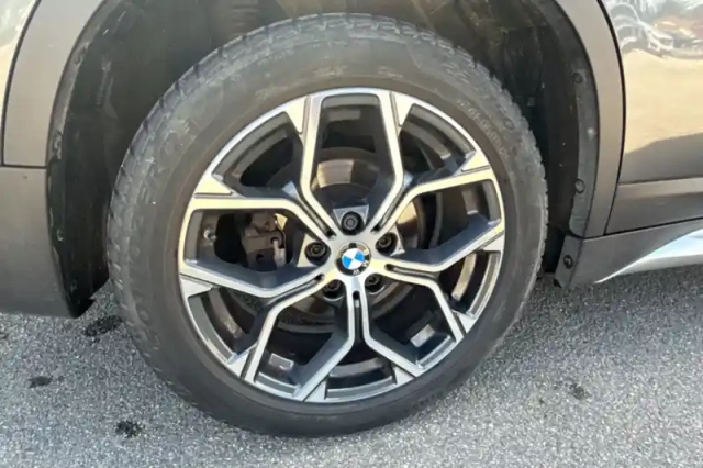 Bmw X1 sdrive 16d 116 ch dkg7 — photo 15