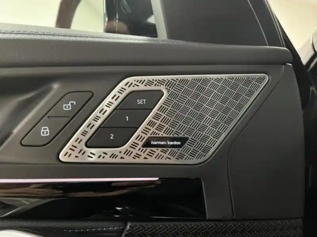Bmw X1 sdrive18d 150ch m sport — photo 8