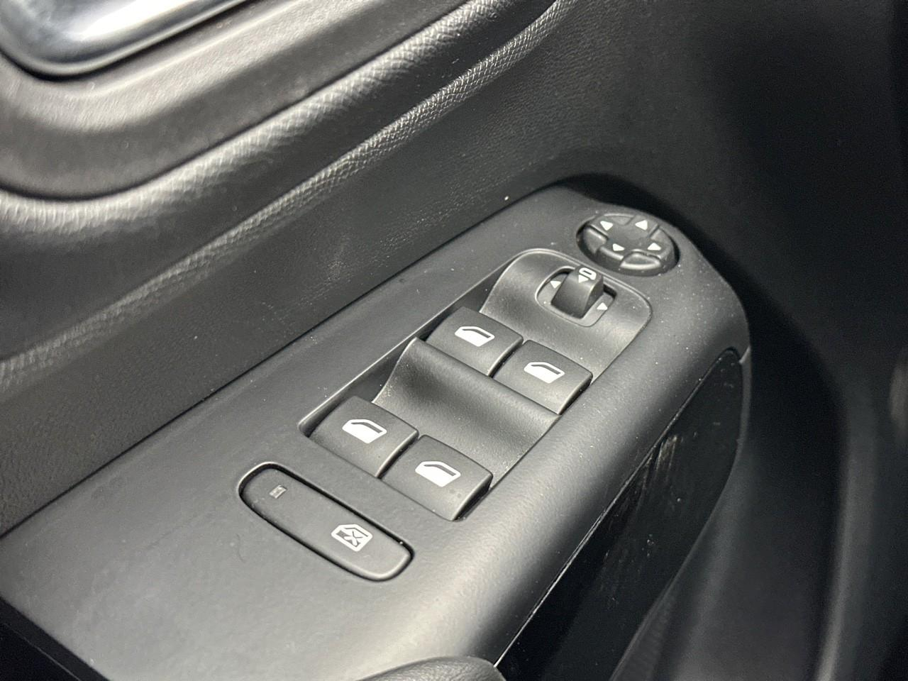 Citroën C5 Aircross hybride 136 e-dcs6 max — photo 16