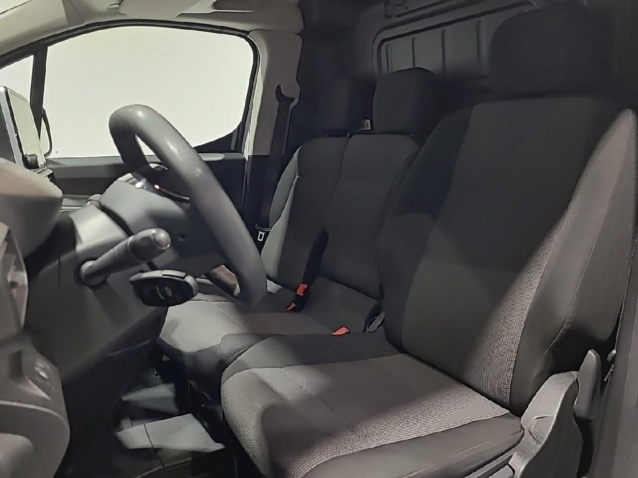 Citroën C3 Aircross puretech 130 s&s eat6 shine pack — photo 10