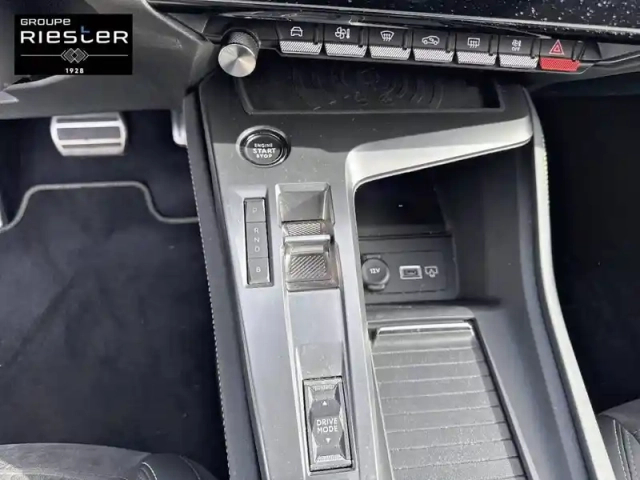 Peugeot 308 phev 180 e-eat8 — photo 54