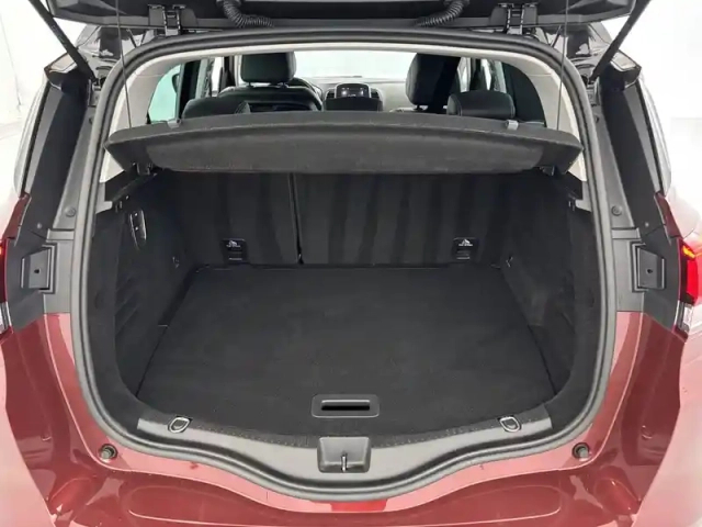 Renault Scenic dci 110 energy edc — photo 27