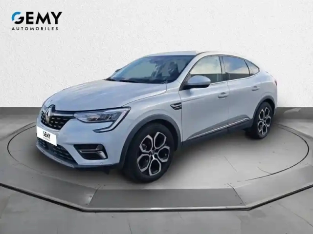 Renault Arkana e-tech 145 - 21b