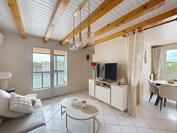 Appartement 3/4 pièces avec GARAGE et TERRASSE