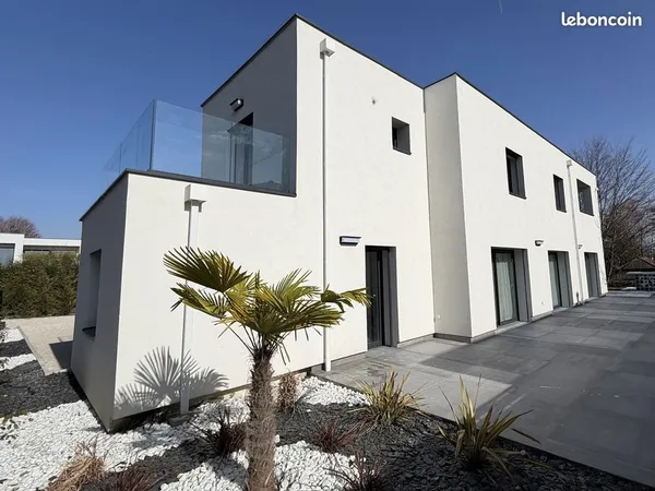Maison 7 pièces 260 m²