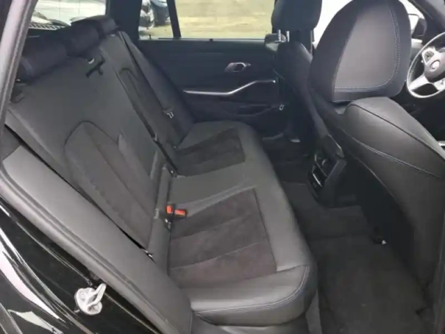 Bmw Serie 3 série 3 touring 320ea xdrive 204ch m sport — photo 4