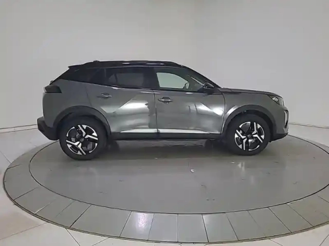Peugeot 2008 hybrid 145 e-dcs6 — photo 4