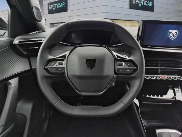 Peugeot 2008 puretech 100 s&amp;s bvm6 allure — photo 12