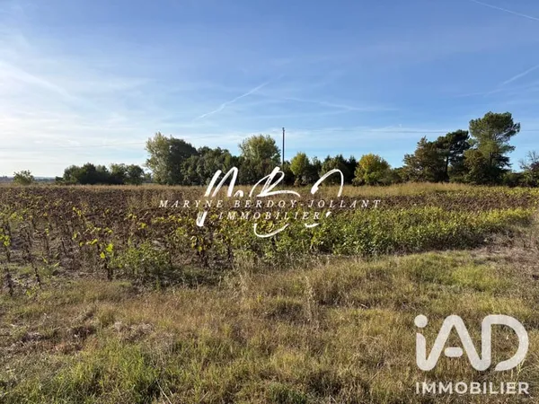 Terrain 10153 m²