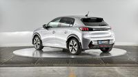 Peugeot 208 e-208 136ch GT Pack — photo 8