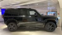 Land-Rover Defender 110 2.0 P300e PHEV Black Edition — photo 4