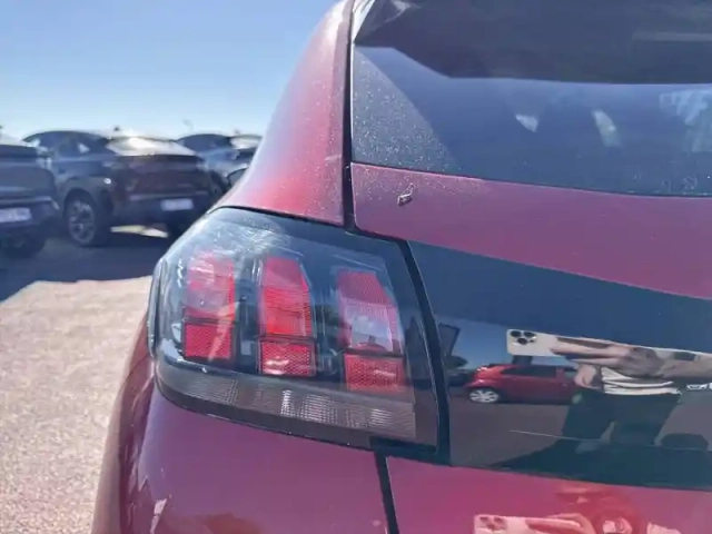 Peugeot 208 puretech 100 s&amp;s bvm6 — photo 17