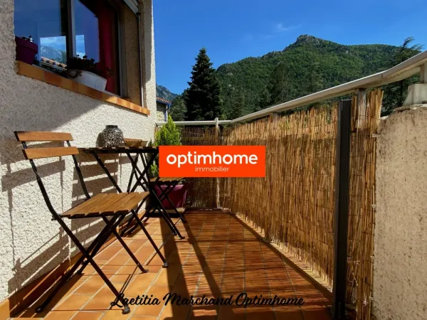 Appartement 2 pièces avec terrasse vue magnifique VERNET LES BAINS (66)