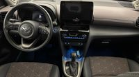 Toyota Yaris Cross 116h Collection MY22 — photo 11