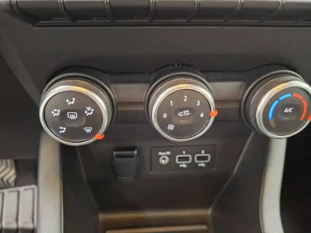 Renault Clio sce 65 — photo 138