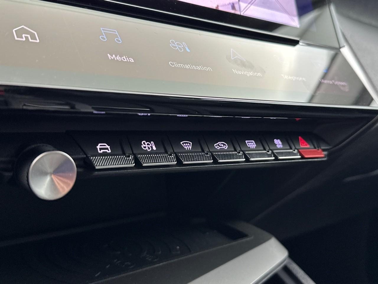 Peugeot 308 hybrid 145 e-dcs6 allure — photo 27