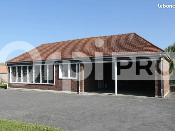 Bâtiment 82 m²