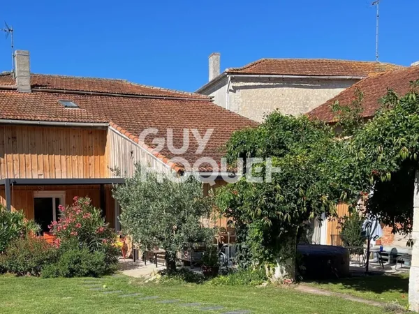 Maison à vendre de 6 pièces de 179 m²