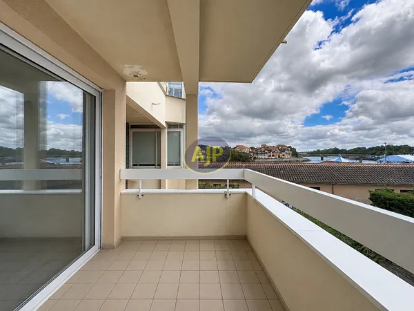 CAPBRETON PORT ET PLAGE - STUDIO CABINE 30m² VUE CANAL + PARKING