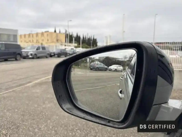 Ds Ds 7 1.6 plug-in hybrid 225ch pallas — photo 15