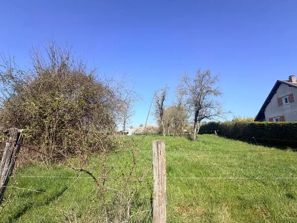 Terrain 721 m²