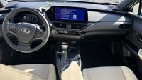 Lexus Ux 250h Luxe 2WD — photo 11
