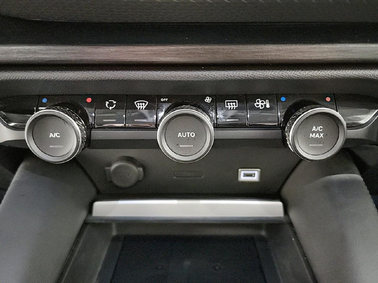 Citroën C5 X puretech 130 s&s eat8 shine — photo 15