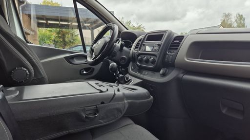Renault Trafic 1.6 dCi 115 - Confort L1h1 – 2016 – 135456 km – Diesel – Boîte Manuelle — photo 9