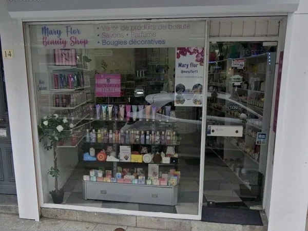 Boutique / Local commercial 35m² -Emplacement N°1 - Grande Vitrine
