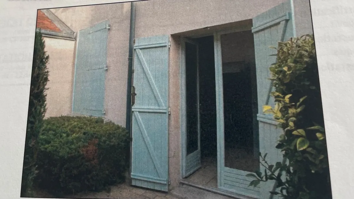 Photo 1
